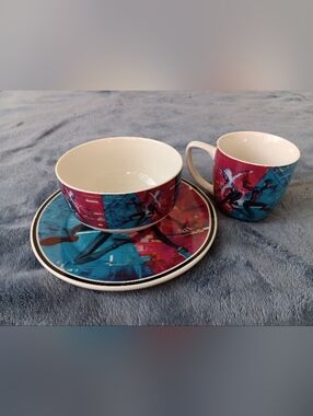 Graphic Pink & Blue Spider-Verse Ceramic Bowl, Plate & Mug Set